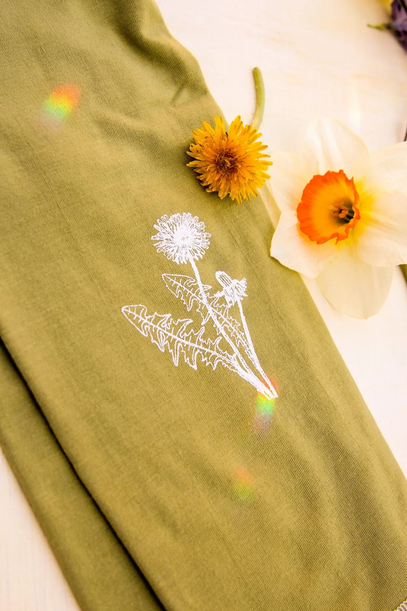 Dandelion Phases Leggings