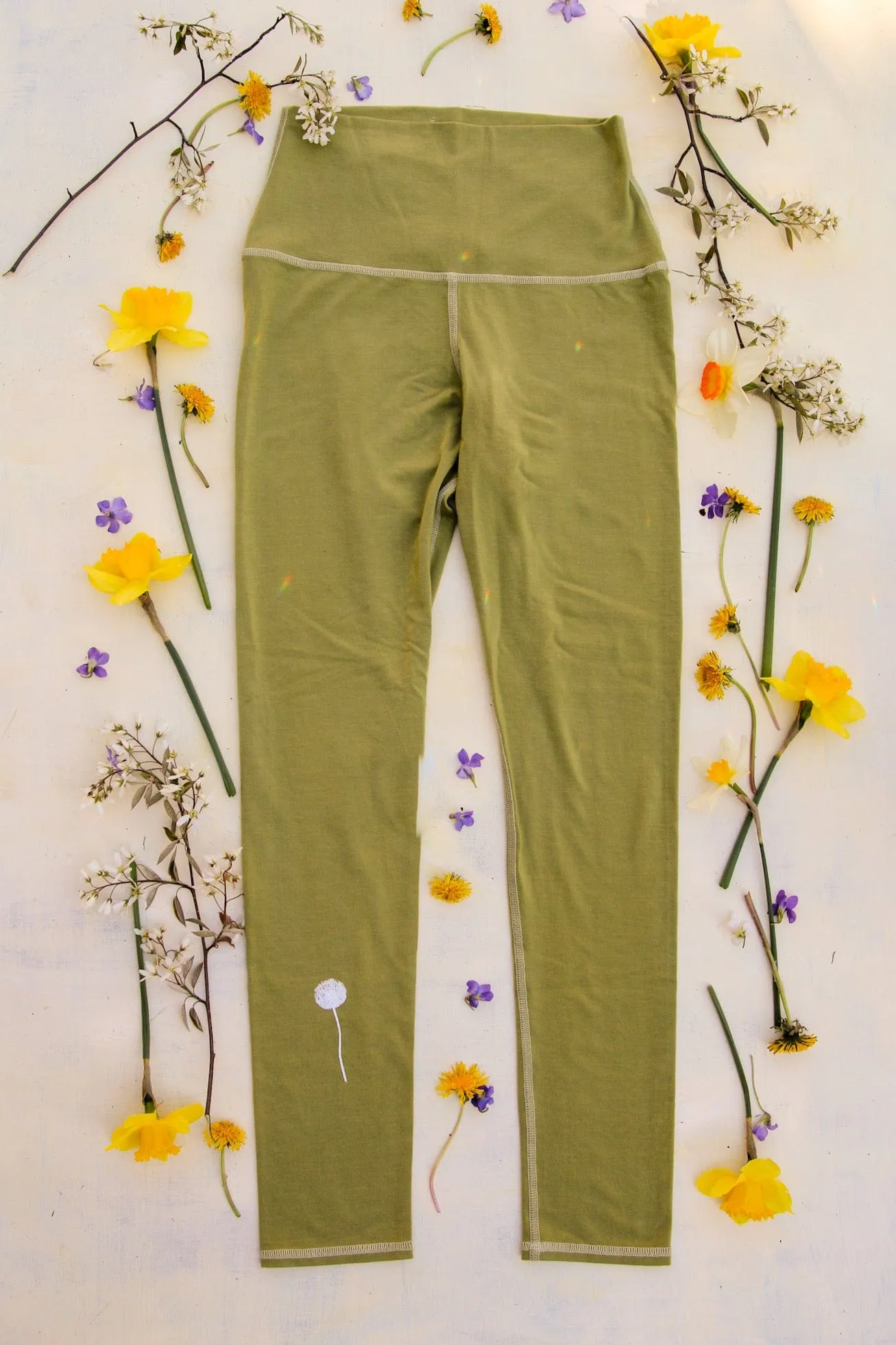 Dandelion Phases Leggings